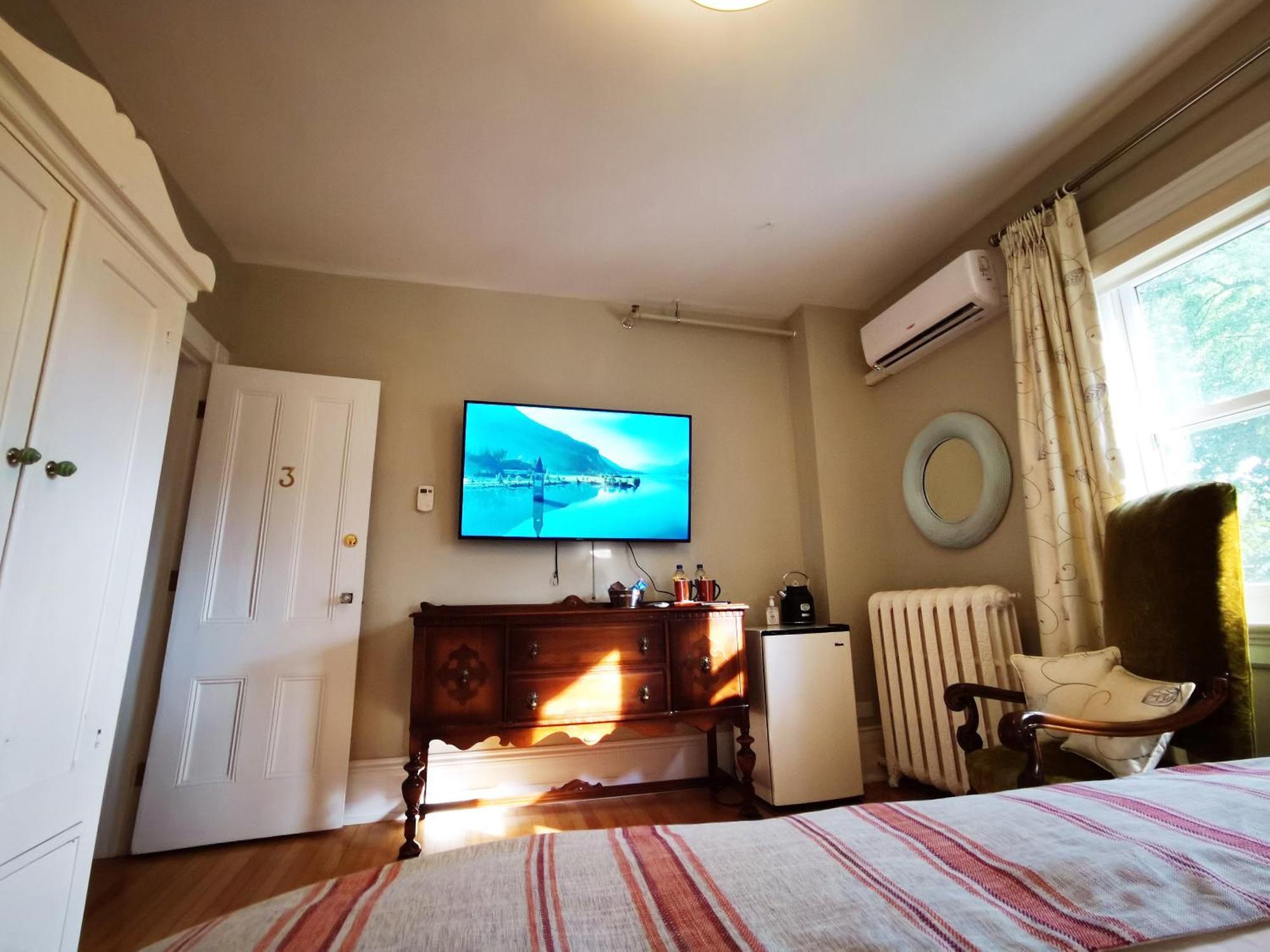 تشارلوت تاون No 1 Grafton Inn المظهر الخارجي الصورة